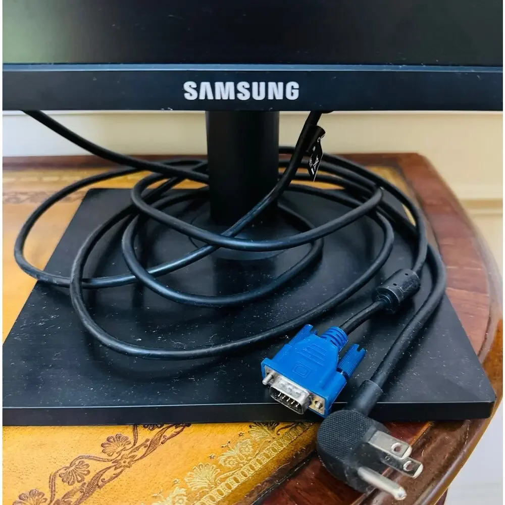 Samsung S22E450D 22